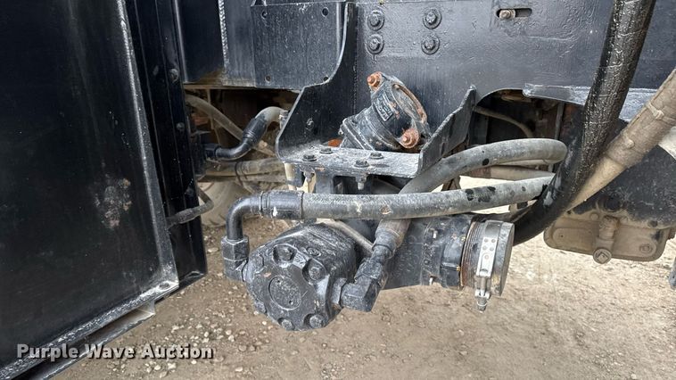 image for item DW2459 Case IH FLX4510 spreader