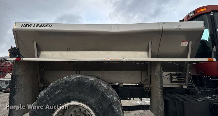 image for item DW2459 Case IH FLX4510 spreader