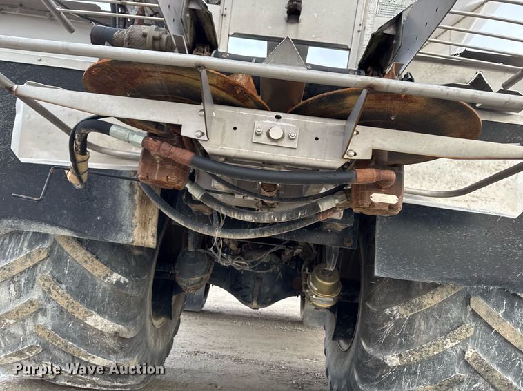 image for item DW2459 Case IH FLX4510 spreader