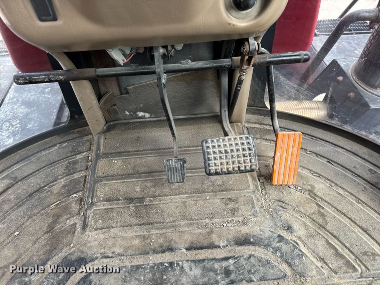 image for item DW2459 Case IH FLX4510 spreader