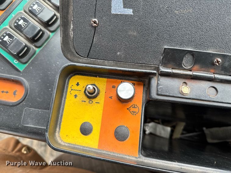 image for item DW2459 Case IH FLX4510 spreader