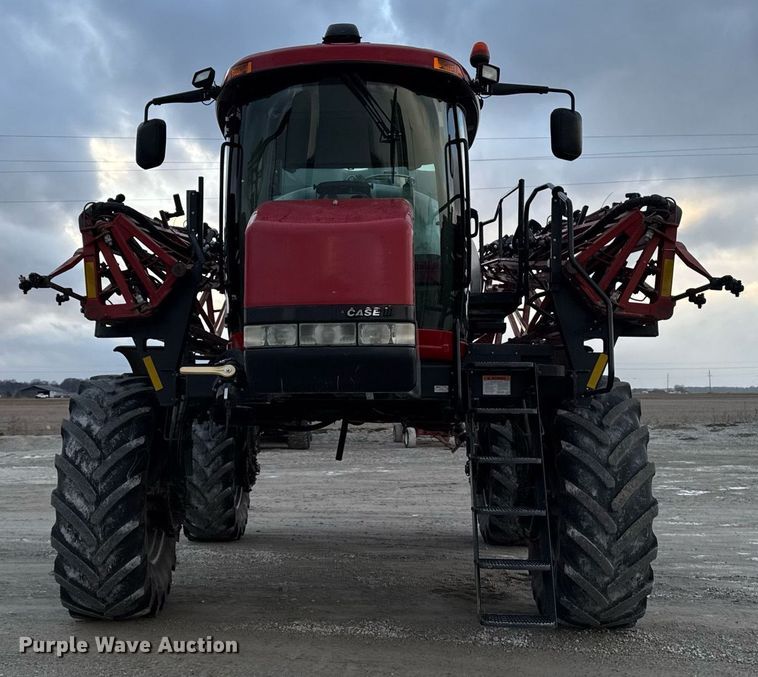 image for item DW2460 2014 Case IH Patriot 4430 sprayer