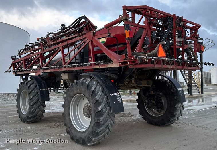 image for item DW2460 2014 Case IH Patriot 4430 sprayer