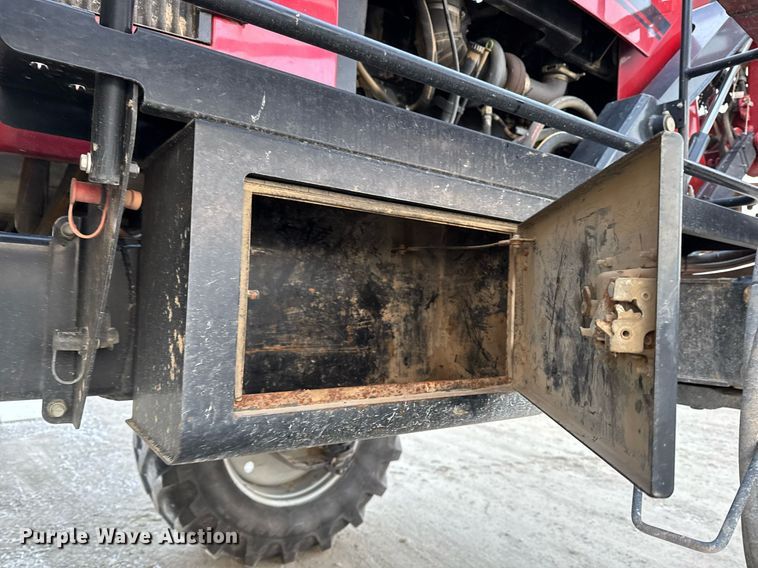 image for item DW2460 2014 Case IH Patriot 4430 sprayer