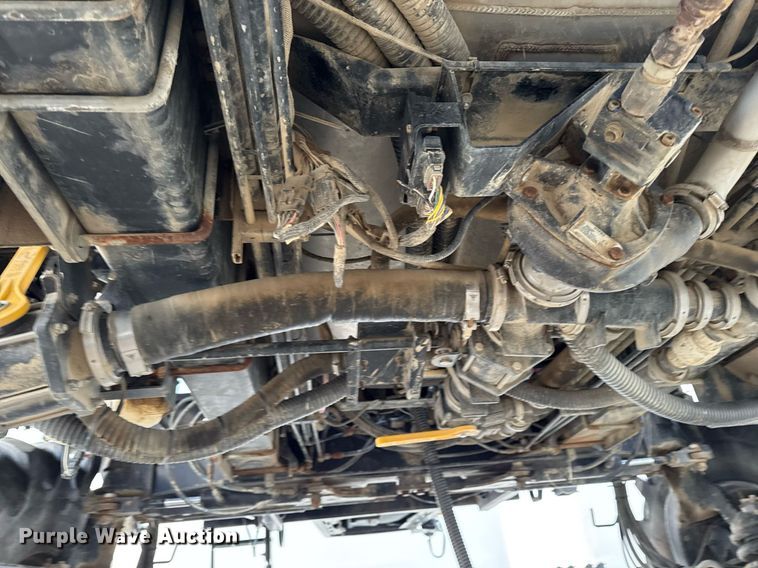 image for item DW2460 2014 Case IH Patriot 4430 sprayer