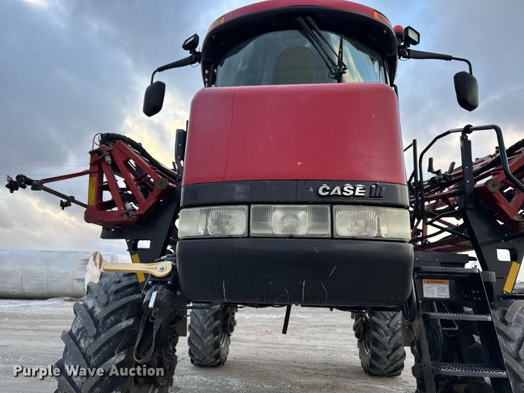 image for item DW2460 2014 Case IH Patriot 4430 sprayer
