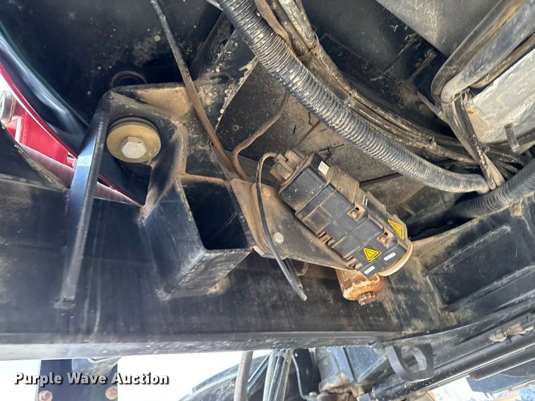 image for item DW2460 2014 Case IH Patriot 4430 sprayer