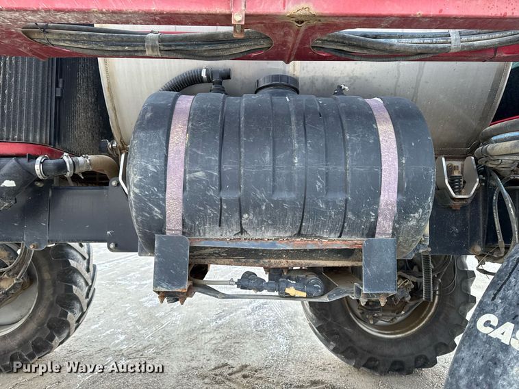 image for item DW2460 2014 Case IH Patriot 4430 sprayer