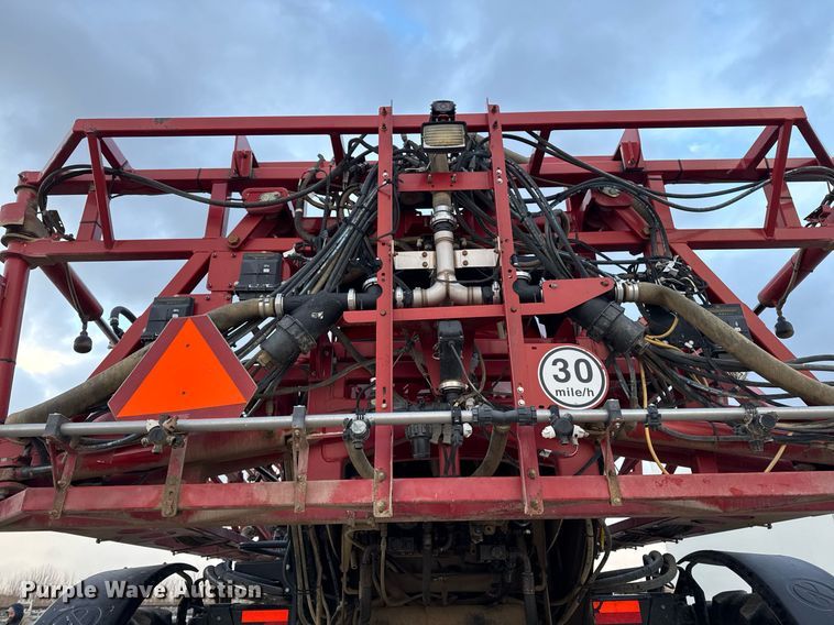 image for item DW2460 2014 Case IH Patriot 4430 sprayer