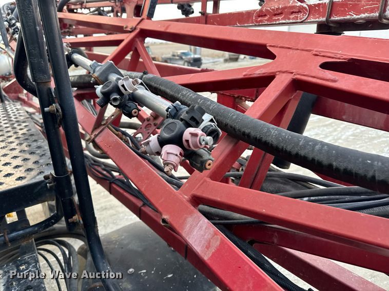 image for item DW2460 2014 Case IH Patriot 4430 sprayer