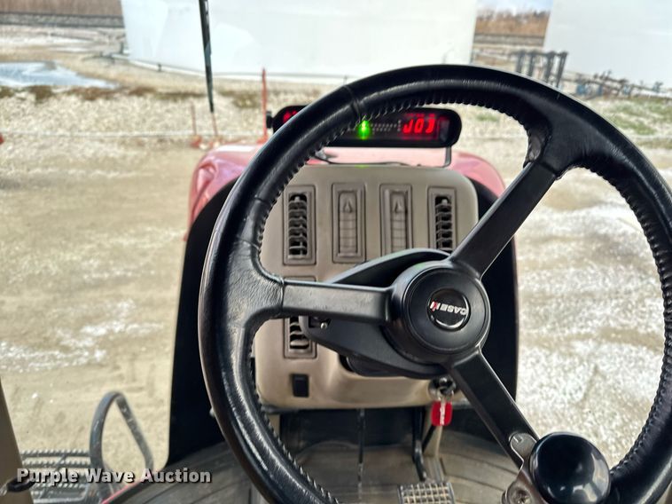 image for item DW2460 2014 Case IH Patriot 4430 sprayer