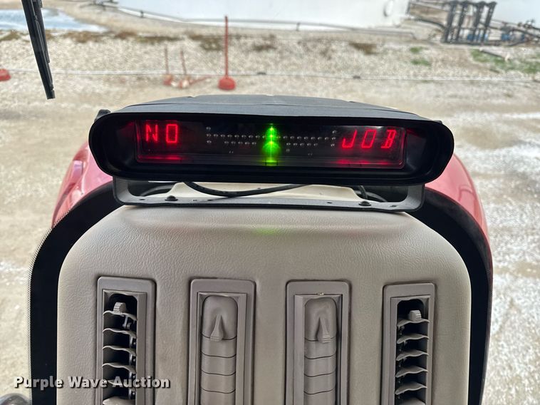 image for item DW2460 2014 Case IH Patriot 4430 sprayer