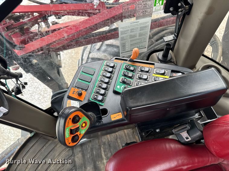 image for item DW2460 2014 Case IH Patriot 4430 sprayer