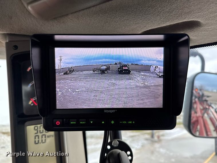 image for item DW2460 2014 Case IH Patriot 4430 sprayer