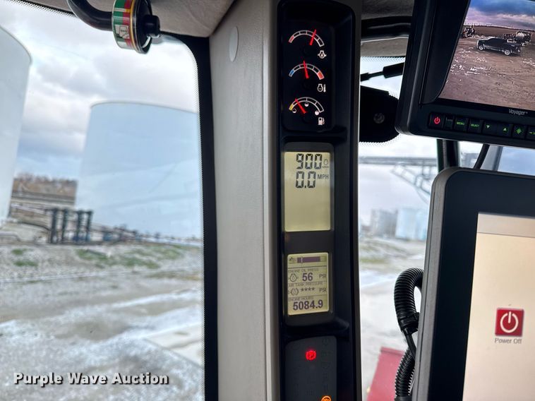 image for item DW2460 2014 Case IH Patriot 4430 sprayer