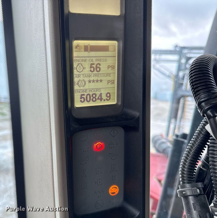 image for item DW2460 2014 Case IH Patriot 4430 sprayer