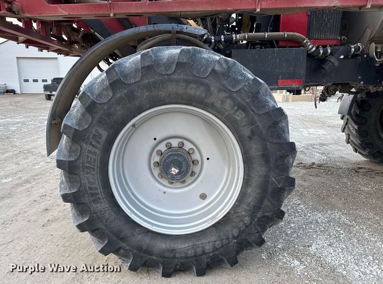 image for item DW2460 2014 Case IH Patriot 4430 sprayer