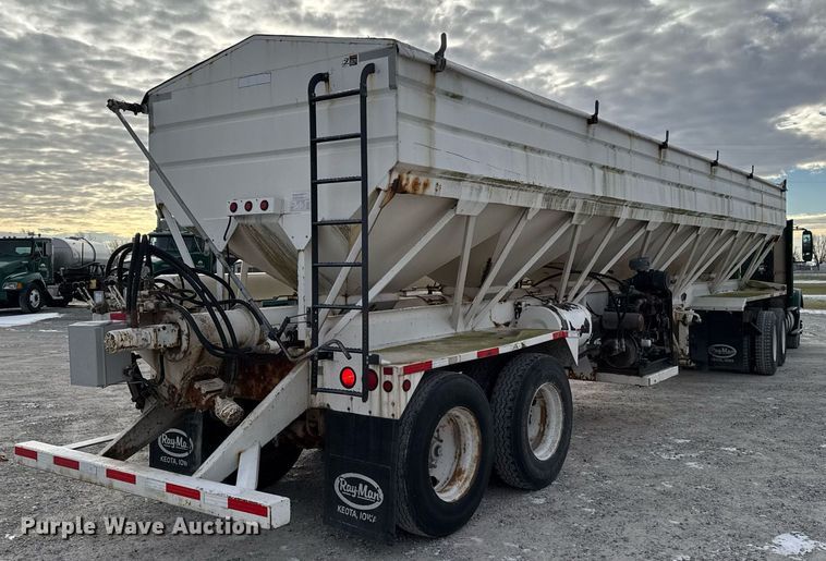 image for item DW2464 2006 Rayman 36CH11SF fertilizer delivery trailer