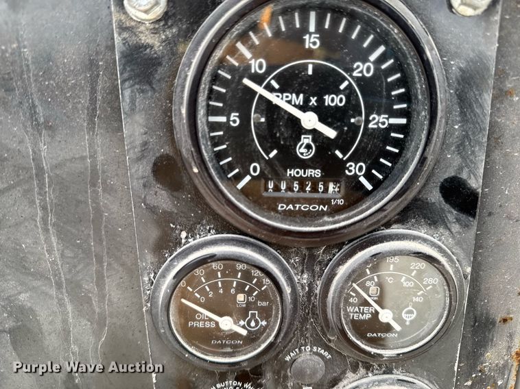 image for item DW2464 2006 Rayman 36CH11SF fertilizer delivery trailer