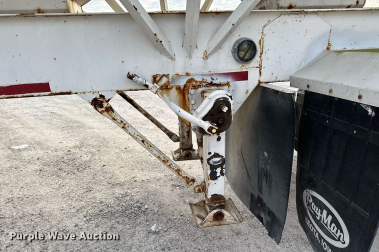 image for item DW2464 2006 Rayman 36CH11SF fertilizer delivery trailer