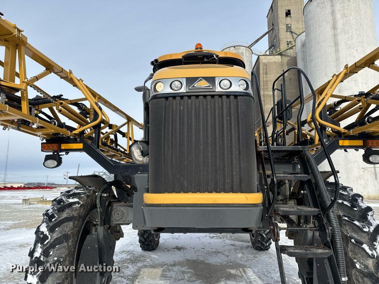 image for item DW2469 2014 RoGator RG1300 sprayer