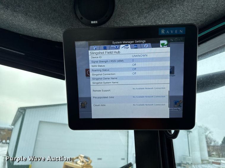 image for item DW2469 2014 RoGator RG1300 sprayer