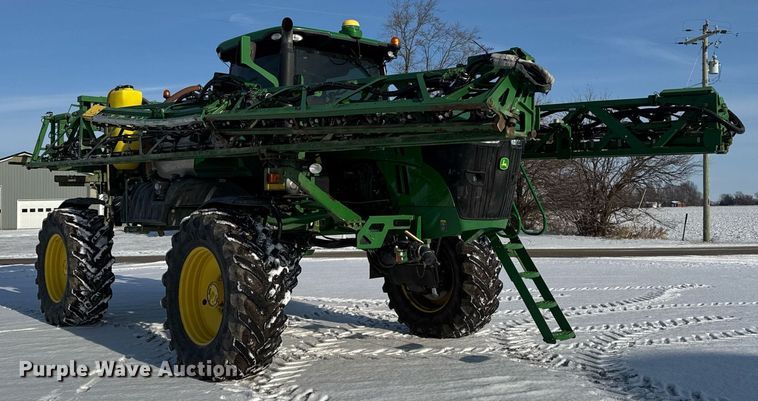 image for item DW2474 2014 John Deere R4038 sprayer