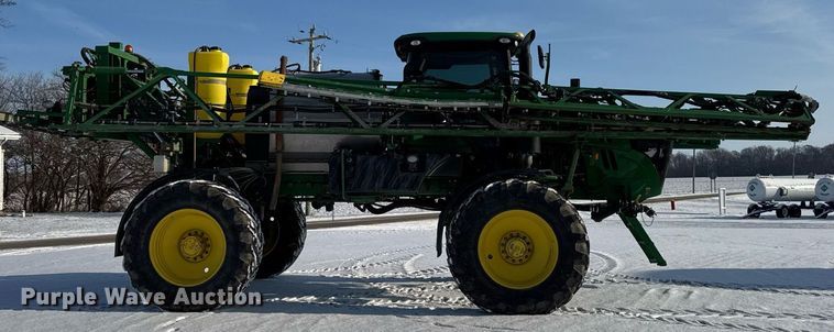 image for item DW2474 2014 John Deere R4038 sprayer