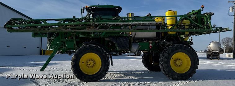 image for item DW2474 2014 John Deere R4038 sprayer