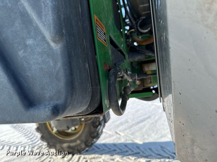 image for item DW2474 2014 John Deere R4038 sprayer