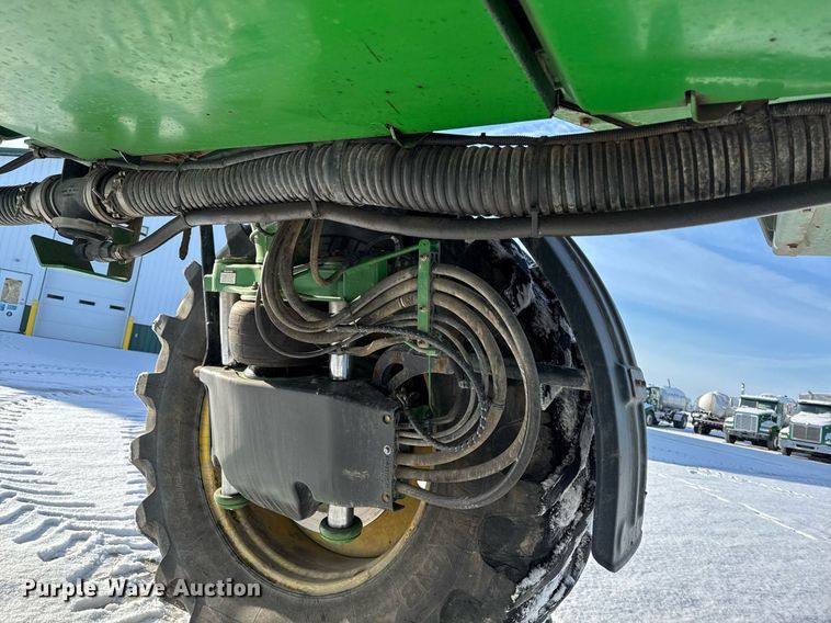 image for item DW2474 2014 John Deere R4038 sprayer
