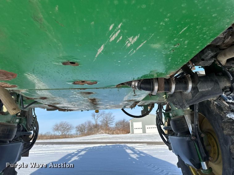 image for item DW2474 2014 John Deere R4038 sprayer