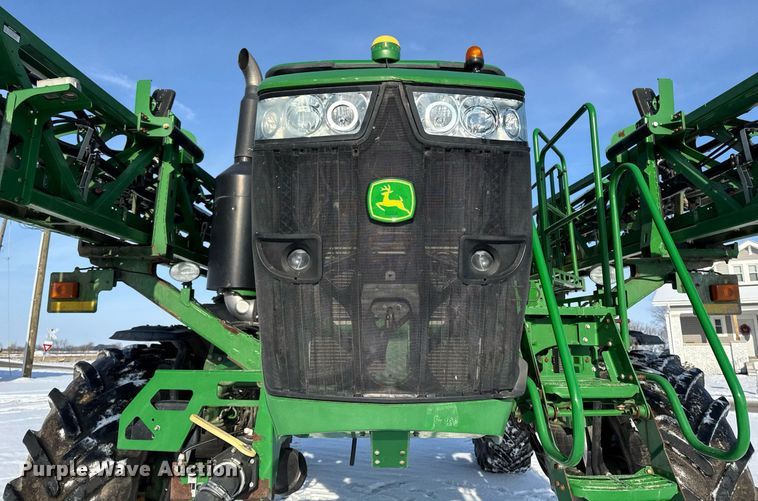 image for item DW2474 2014 John Deere R4038 sprayer