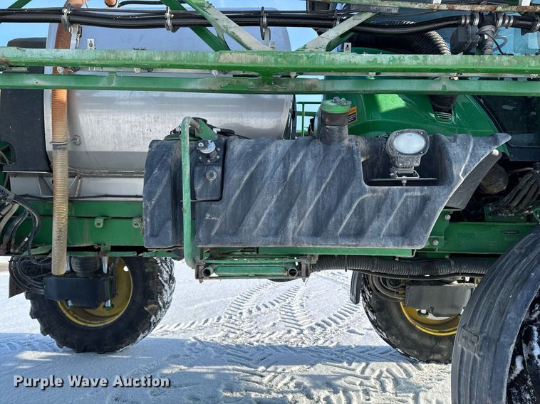 image for item DW2474 2014 John Deere R4038 sprayer