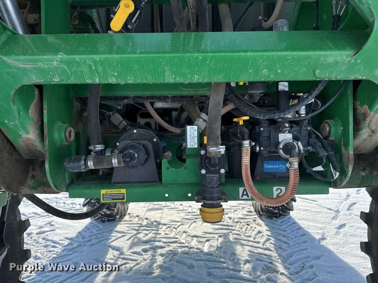 image for item DW2474 2014 John Deere R4038 sprayer