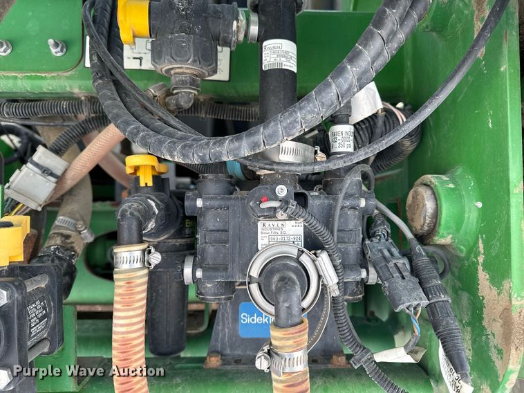 image for item DW2474 2014 John Deere R4038 sprayer