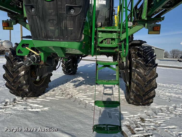 image for item DW2474 2014 John Deere R4038 sprayer