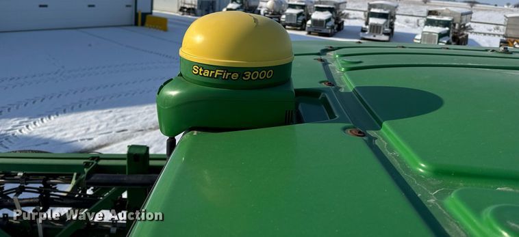 image for item DW2474 2014 John Deere R4038 sprayer