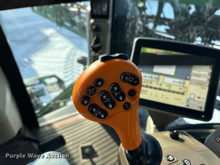 image for item DW2474 2014 John Deere R4038 sprayer