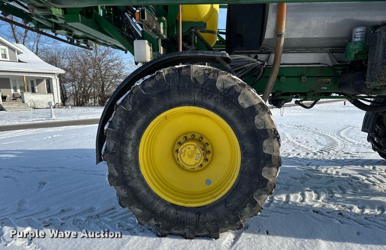 image for item DW2474 2014 John Deere R4038 sprayer