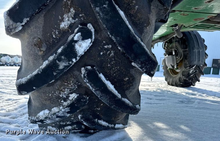 image for item DW2474 2014 John Deere R4038 sprayer