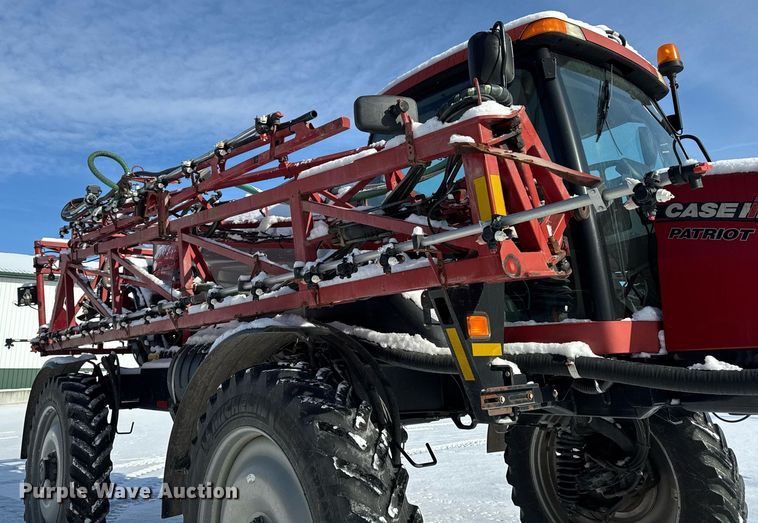 image for item DW2475 2015 Case IH Patriot 3340 sprayer