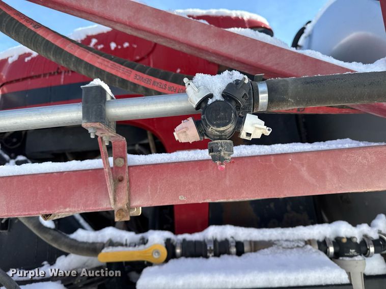 image for item DW2475 2015 Case IH Patriot 3340 sprayer