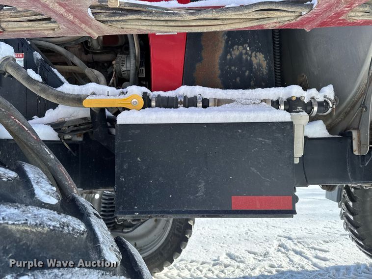 image for item DW2475 2015 Case IH Patriot 3340 sprayer