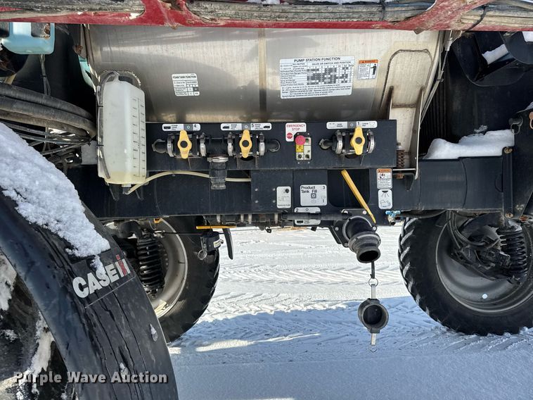 image for item DW2475 2015 Case IH Patriot 3340 sprayer