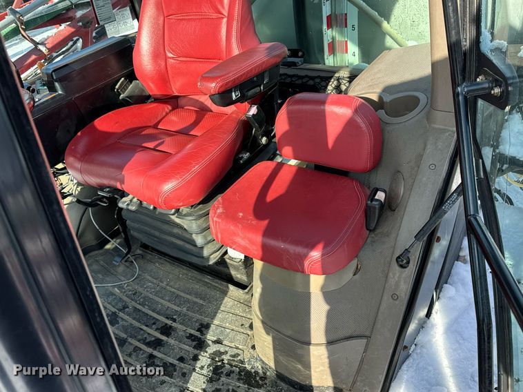 image for item DW2475 2015 Case IH Patriot 3340 sprayer