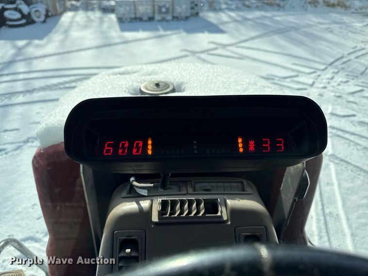 image for item DW2475 2015 Case IH Patriot 3340 sprayer