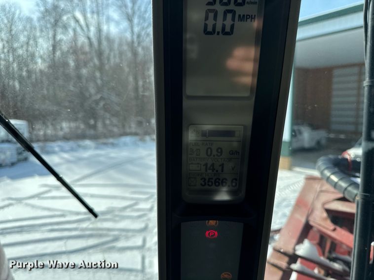 image for item DW2475 2015 Case IH Patriot 3340 sprayer