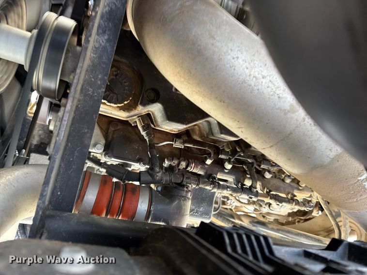 image for item DW2475 2015 Case IH Patriot 3340 sprayer