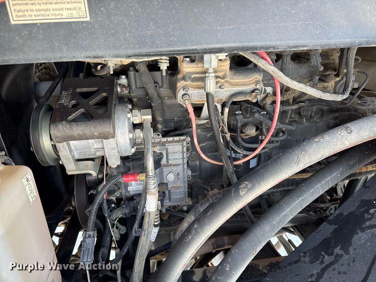 image for item DW2475 2015 Case IH Patriot 3340 sprayer